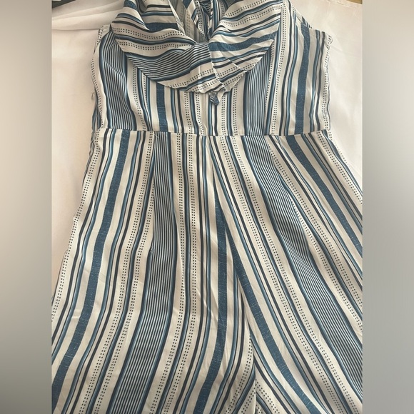 Flying Tomato women’s size M blue/white ruffle off‎ the shoulder jumpsuit - Picture 4 of 6